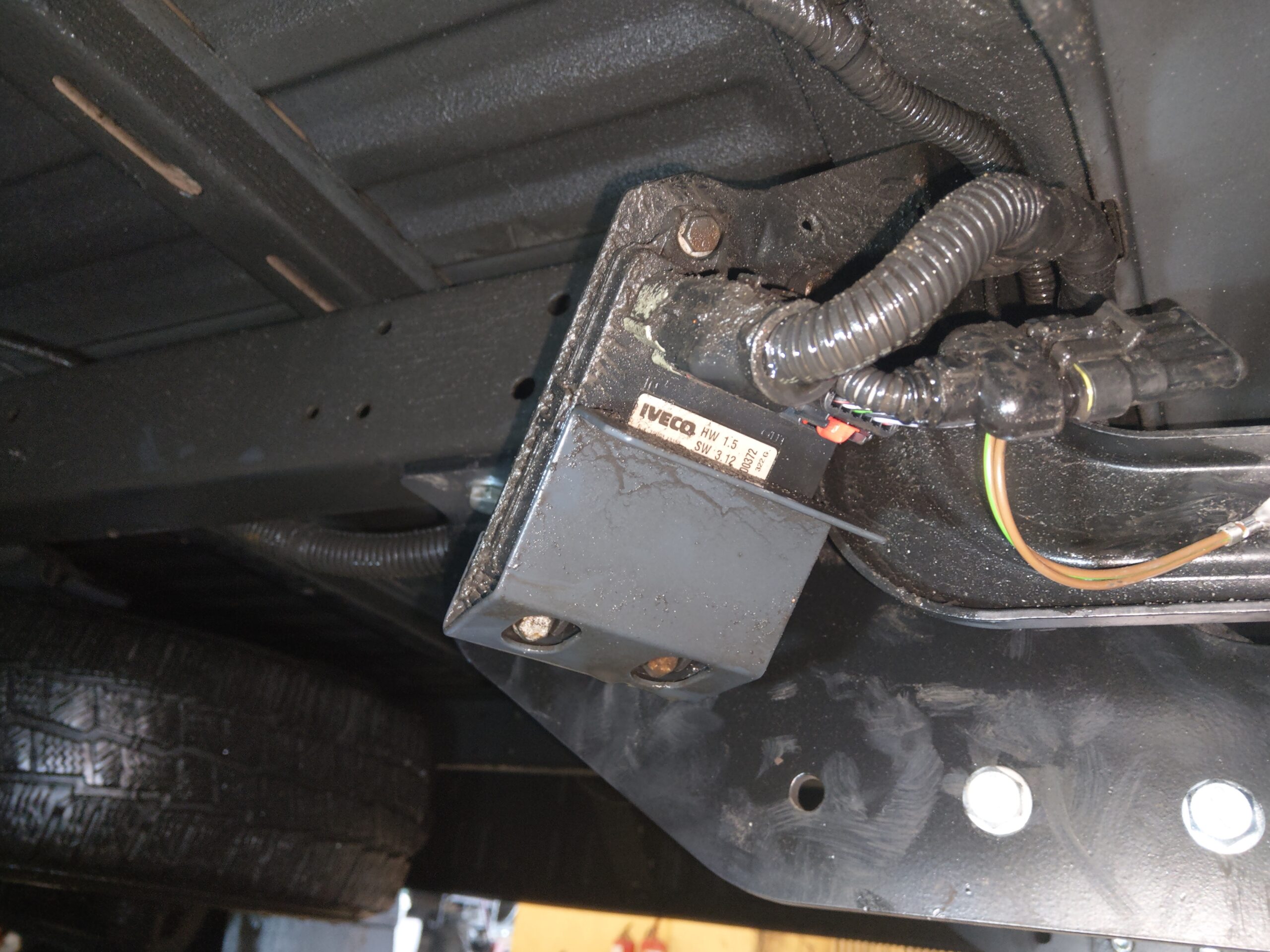 Wiązka haka dedykowana 13-pin Iveco Daily 06/2014- - obrazek 2