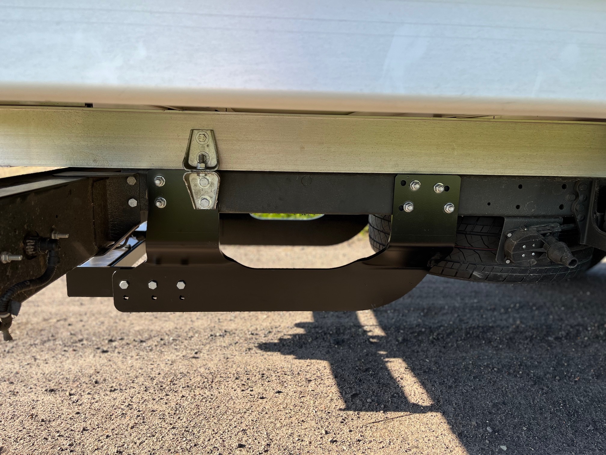 Hak holowniczy MasterHak – IVECO Daily Rama PLUS (10 palet) 35S, 2014- - obrazek 2