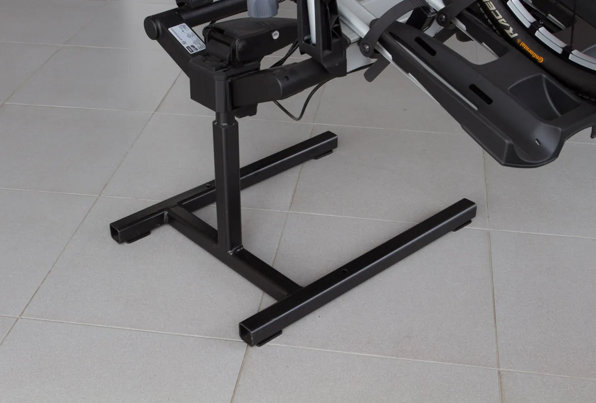 Stojak na bagażnik rowerowy - ekspozytor showroom - salon samochodowy - obrazek 9