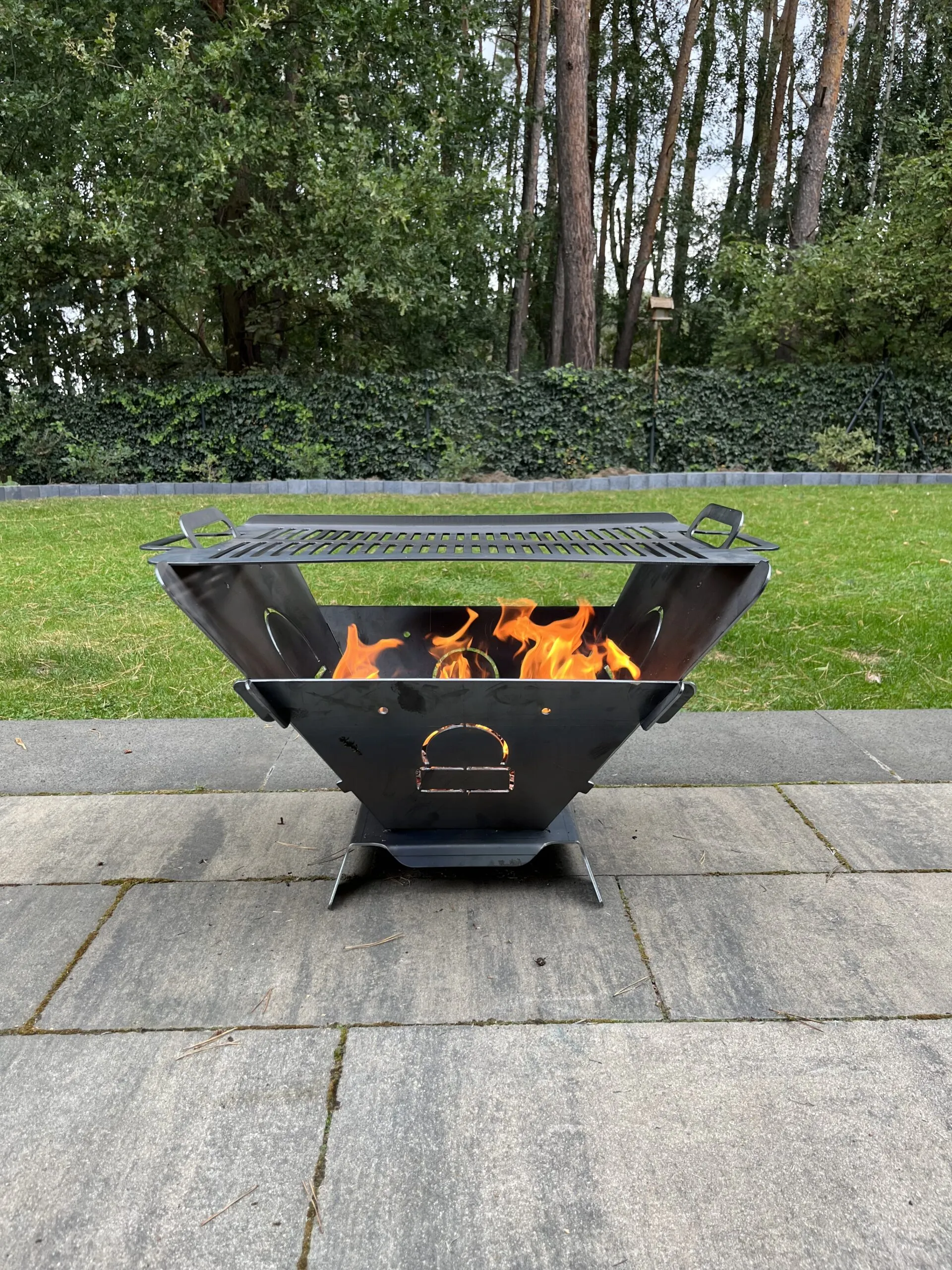 MasterBBQ #1 - składane palenisko ogrodowe z rusztem - grill i ognisko 2w1 - obrazek 12